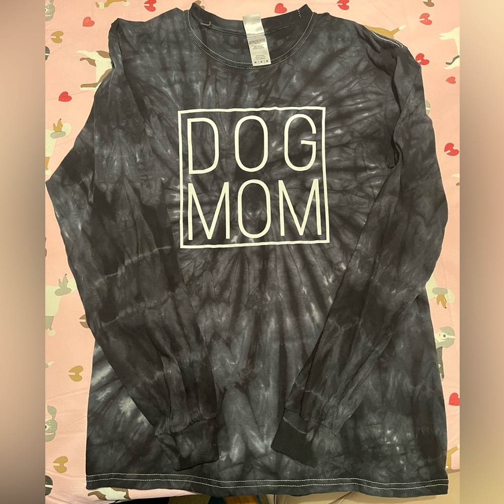 Medium Dog Mom Shirt